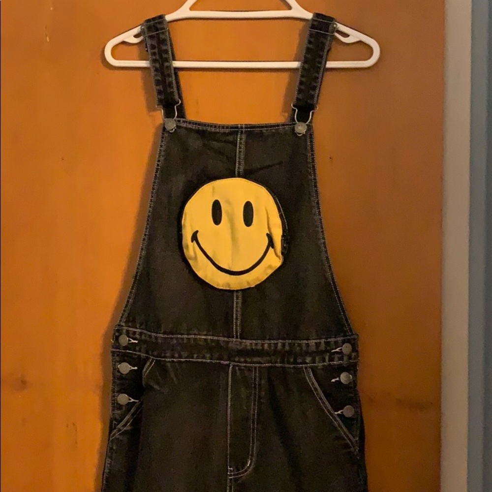 Chinatown Market Smiley Overalls